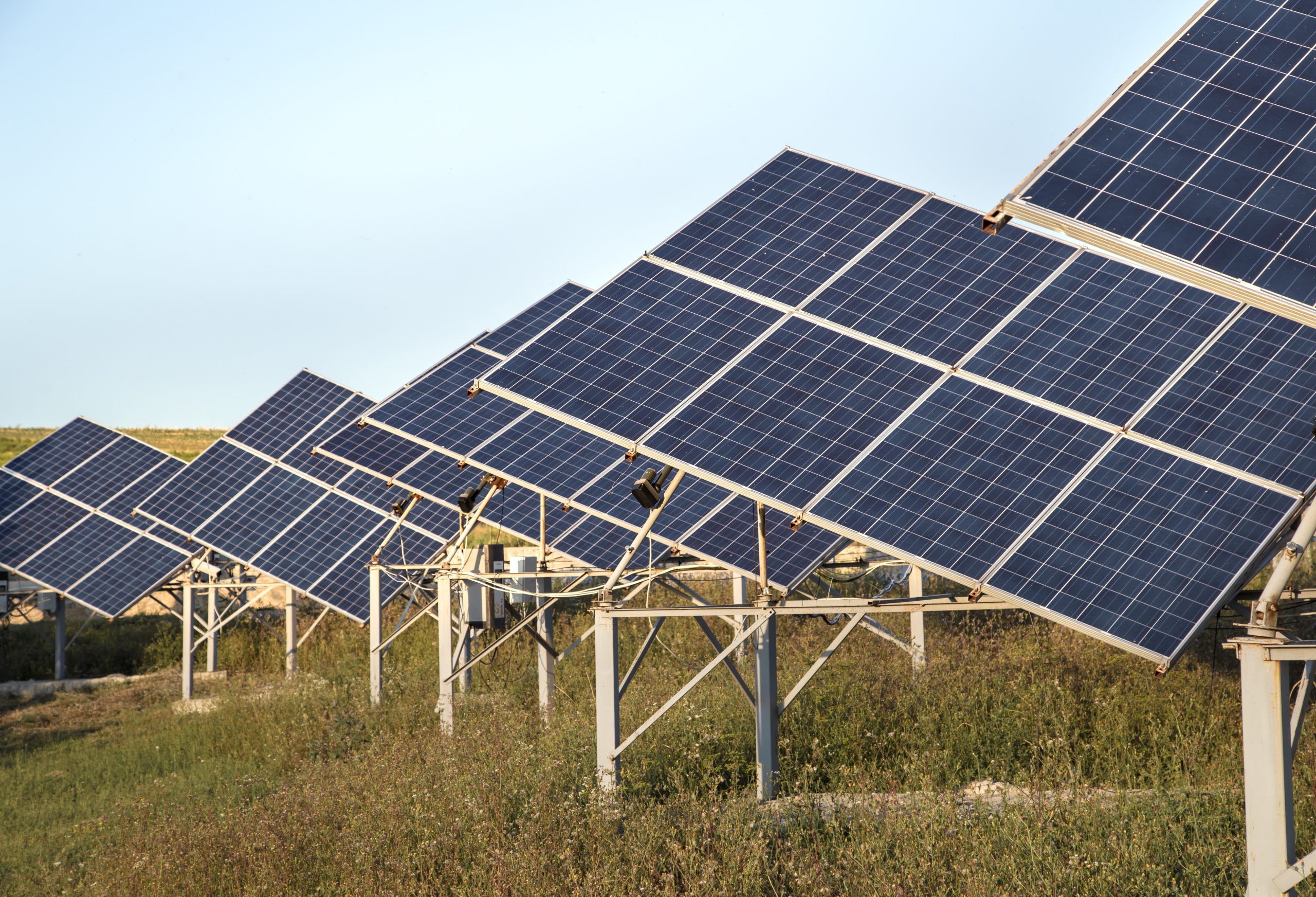 Cómo los Paneles Solares Pueden Mejorar Tu Negocio en Cúcuta